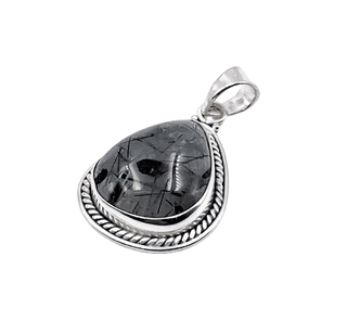 A 925 sterling silver black rutile classic handmade chian pendant