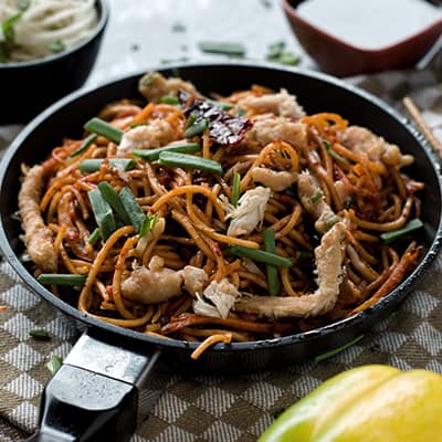 Schezwan Chicken Noodles
