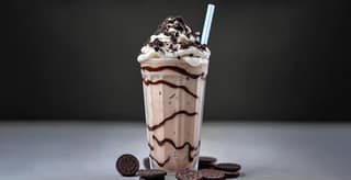 Oreo Crust Cheese Milkshake