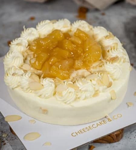 Pineapple cake half kg