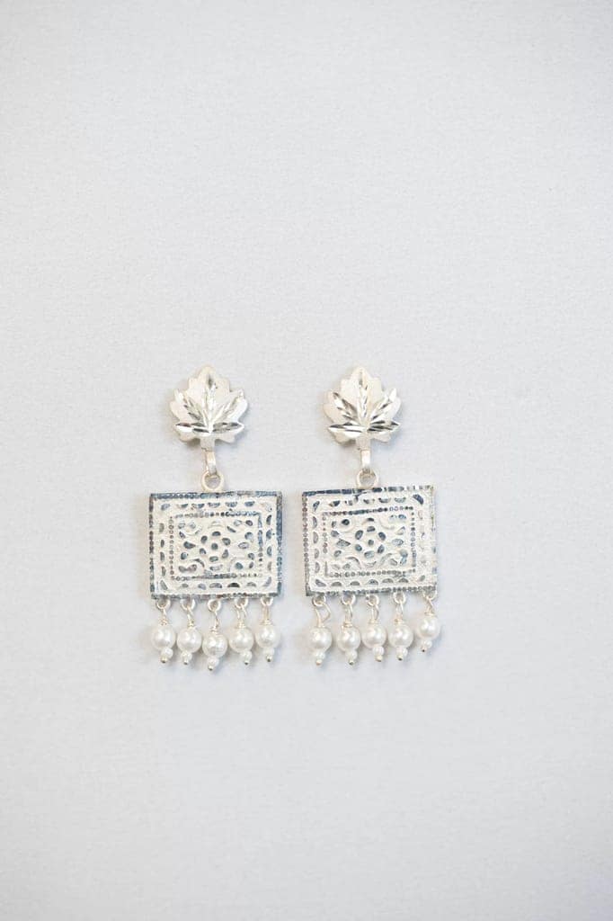 Dongri Earring view 2