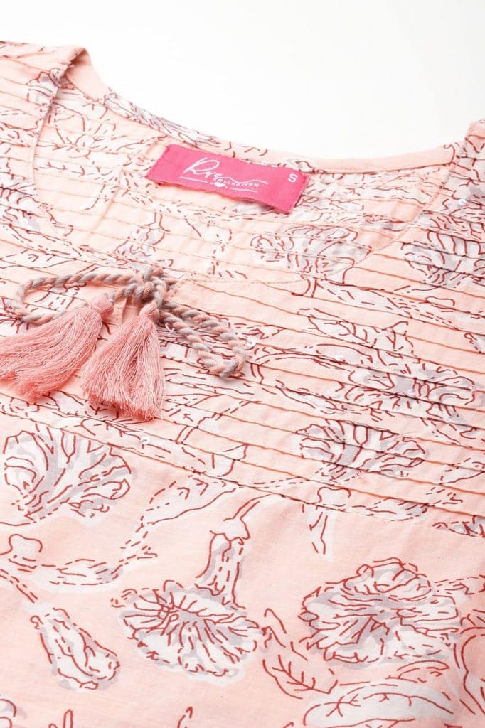 Women Peach Printed Pintuck Kurta view 5