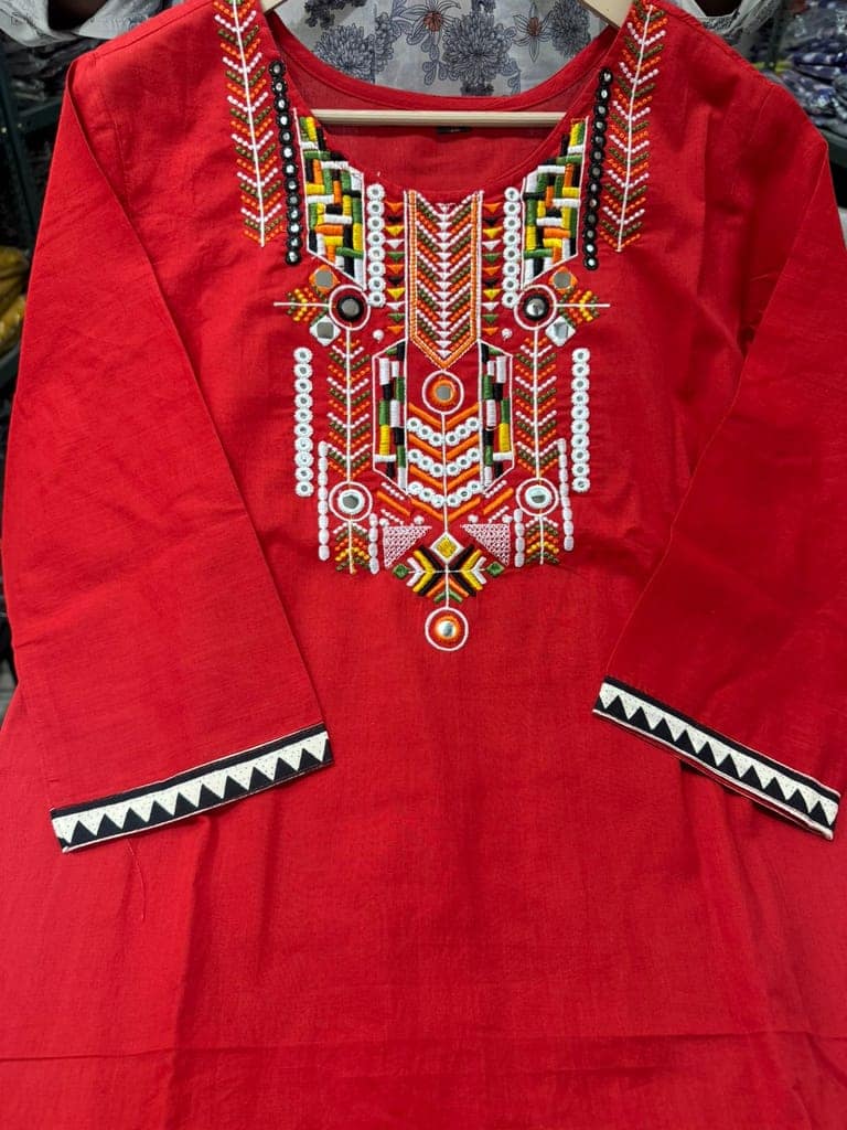 Women's Red Embroidered Cotton Kurta Set with Printed Dupatta view 5