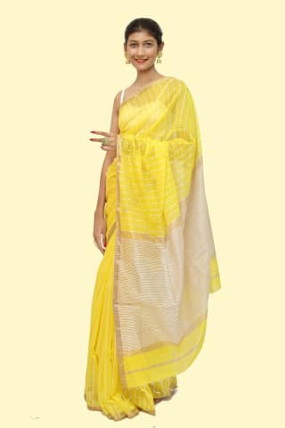 Elegant Linen Striated handloom Saree with Tassels