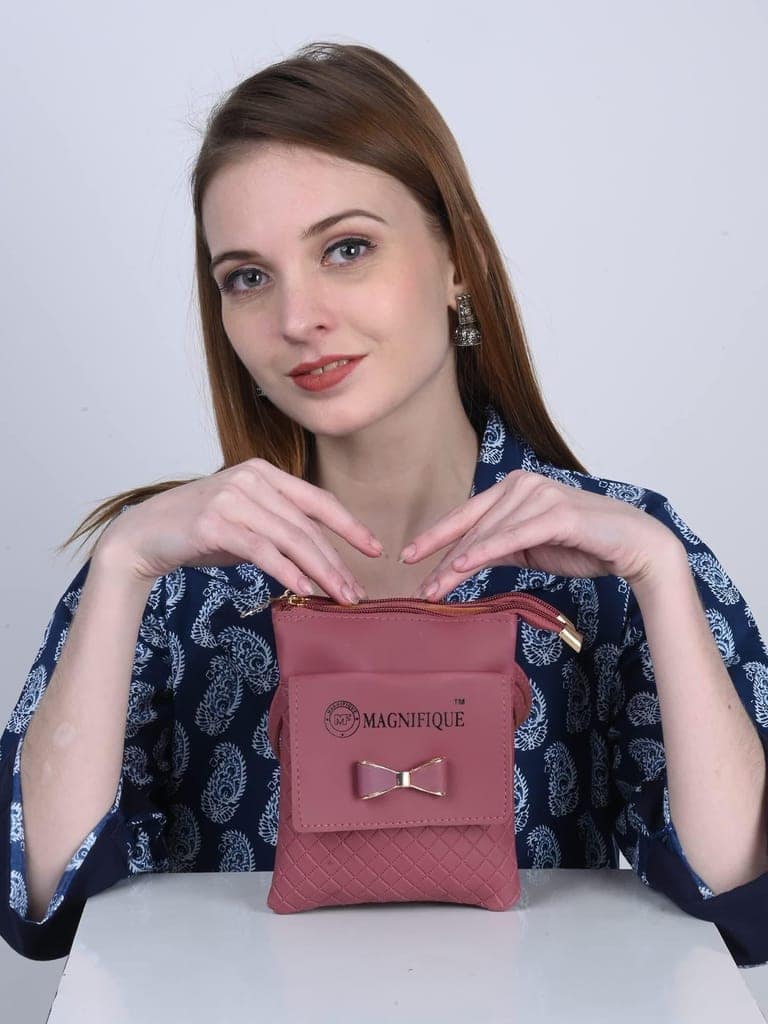 Magnifique Women's Hand/Sling/Side Bag/purse Polyurethane Western (Clear) view 4