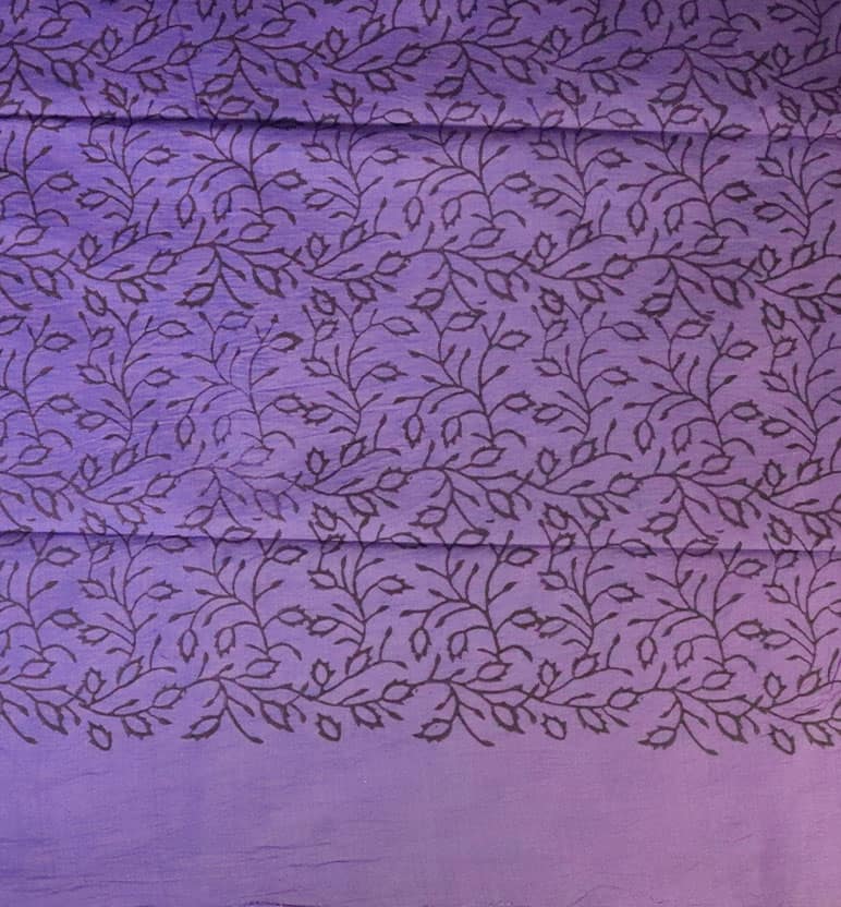 Handcrafted Batik Print Cotton Saree with Blouse Piece view 3