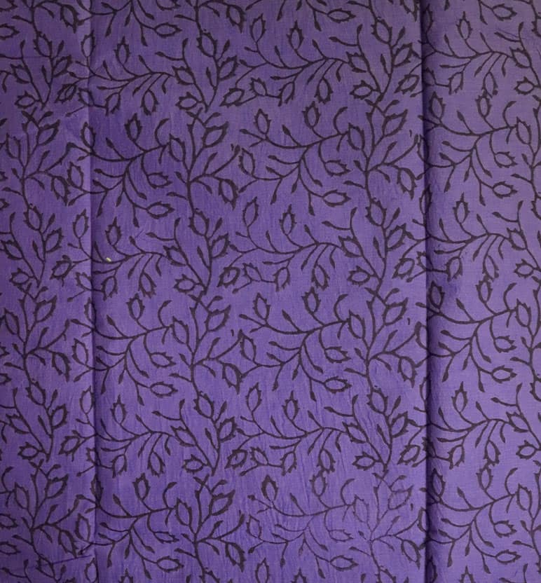 Handcrafted Batik Print Cotton Saree with Blouse Piece view 4