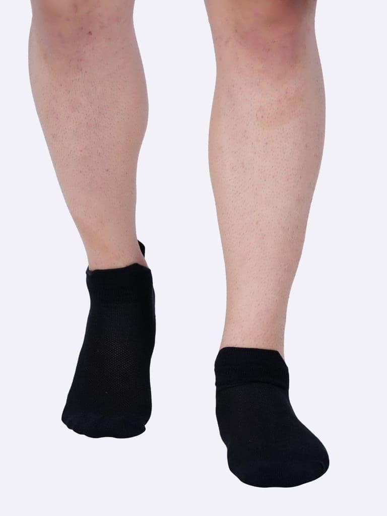AirGarb Low Ankle Cotton Sneakers Socks for Men and Women: Comfortable Cushioning & Breathable Design Pack of 4 - TCA4BL (Free Size) Black view 4