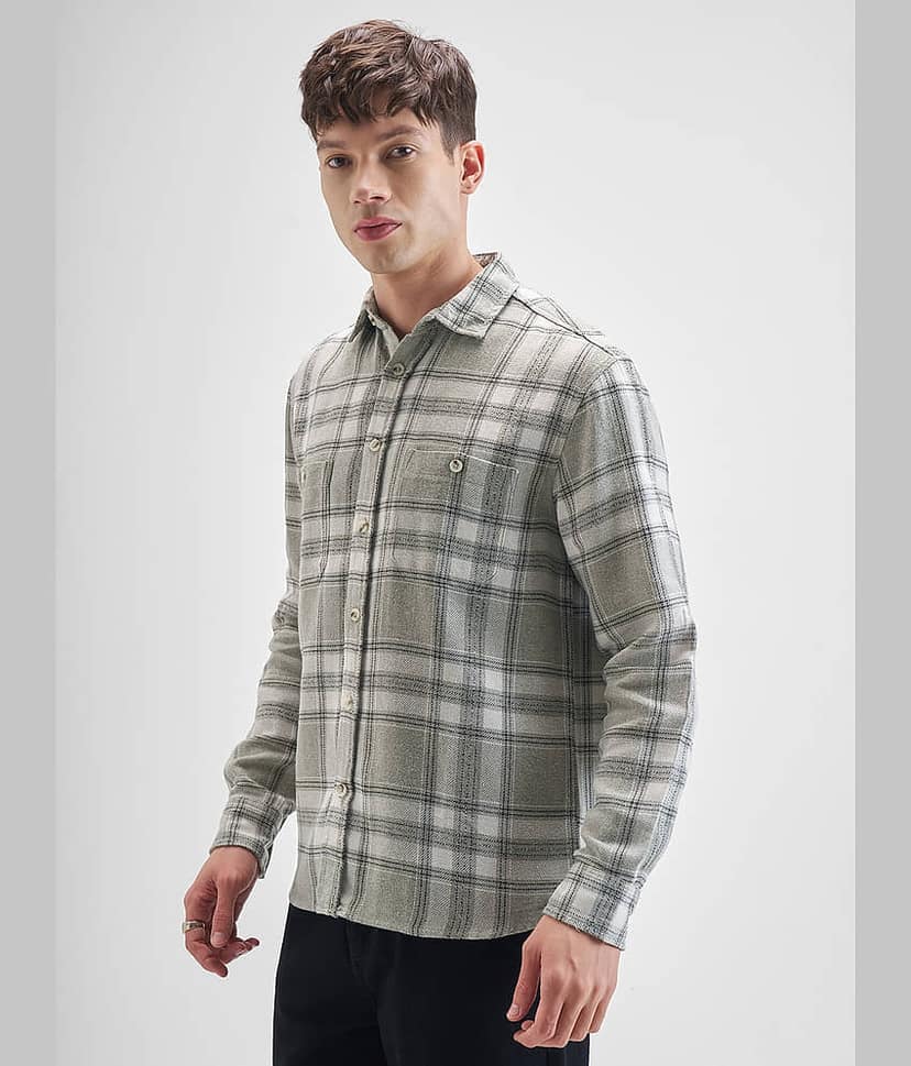 Highlander 100% Cotton Oversized Fit Checks Full Sleeves Men's Casual Shirt - Green ( Pack of 1 ) view 4
