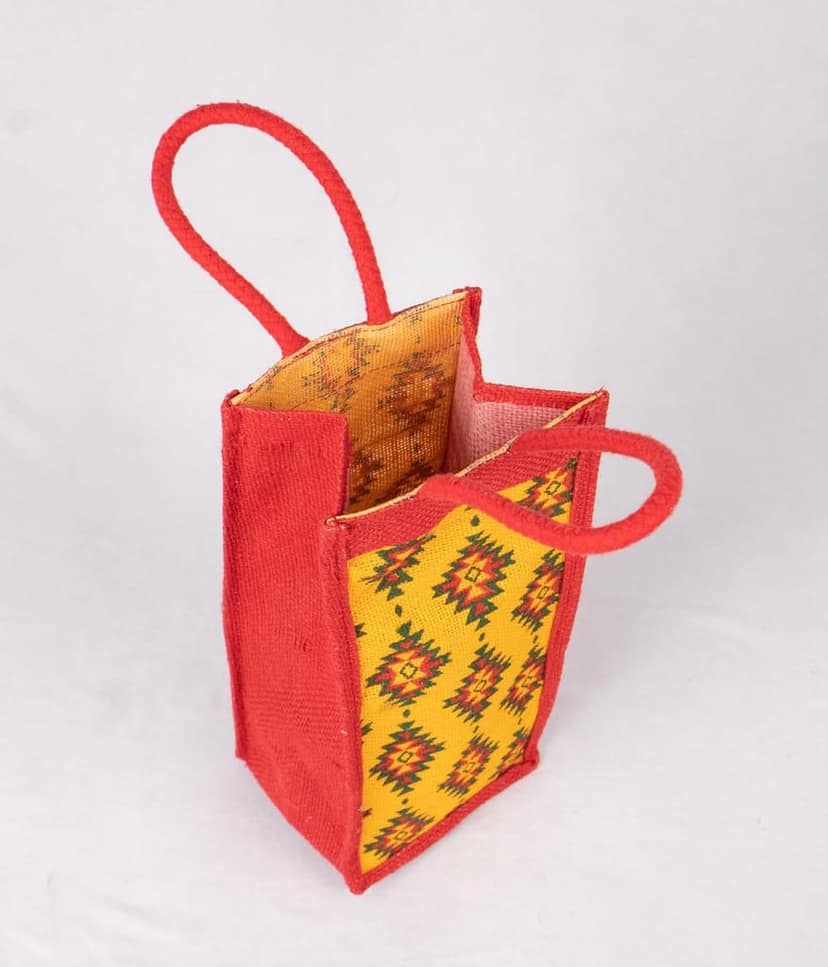 Sonchiriya Red printed hand held bag view 3