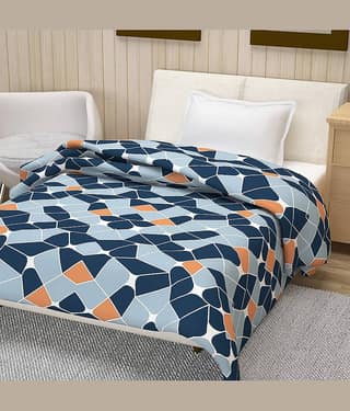 DIVINE CASA Single Polyester Blue Geometrical Dohar