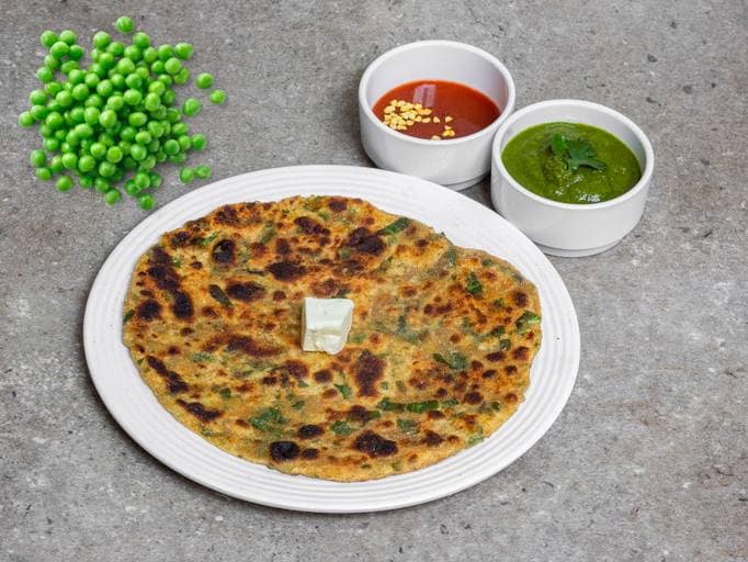 Matar Ka Paratha [2 Pcs.]