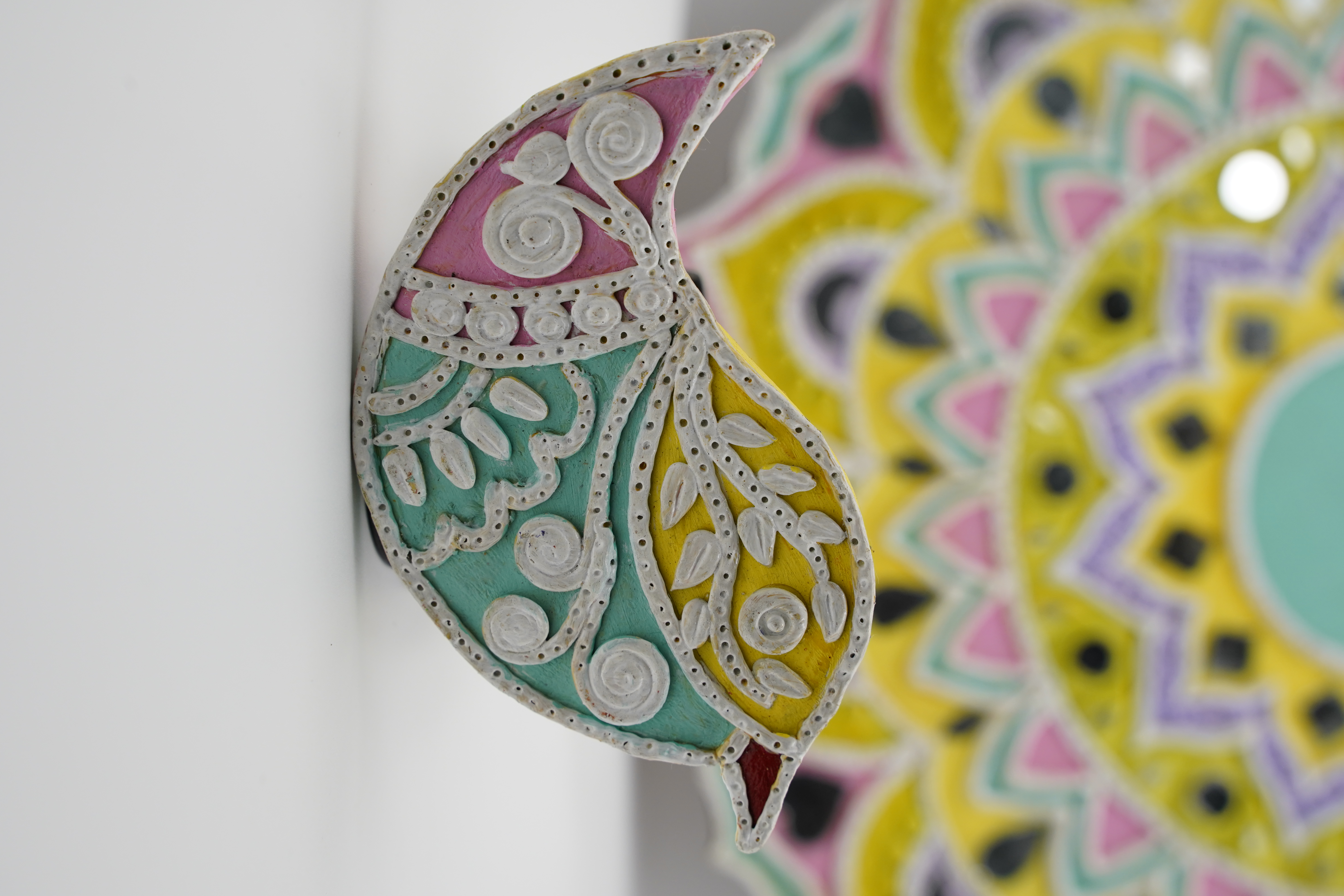 Handmade Bird Fridge Magnet for Kitchen Decoration and Gifting