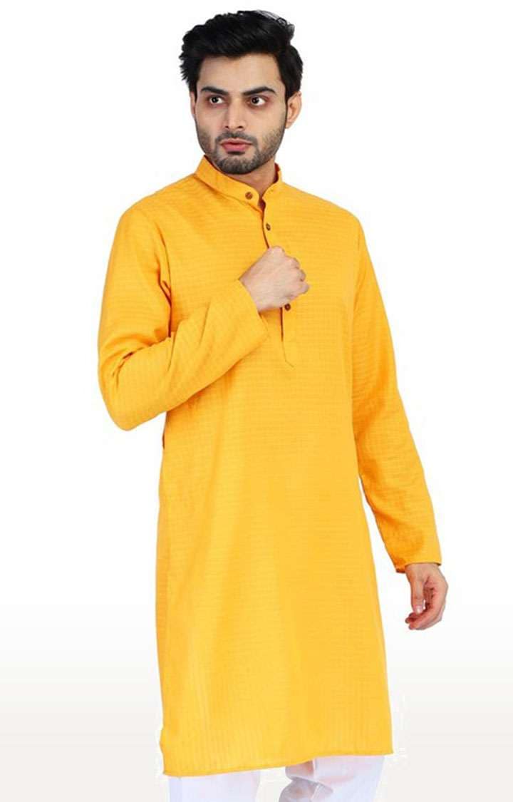 Tahvo Men Yellow Slim Fit Kurta view 2