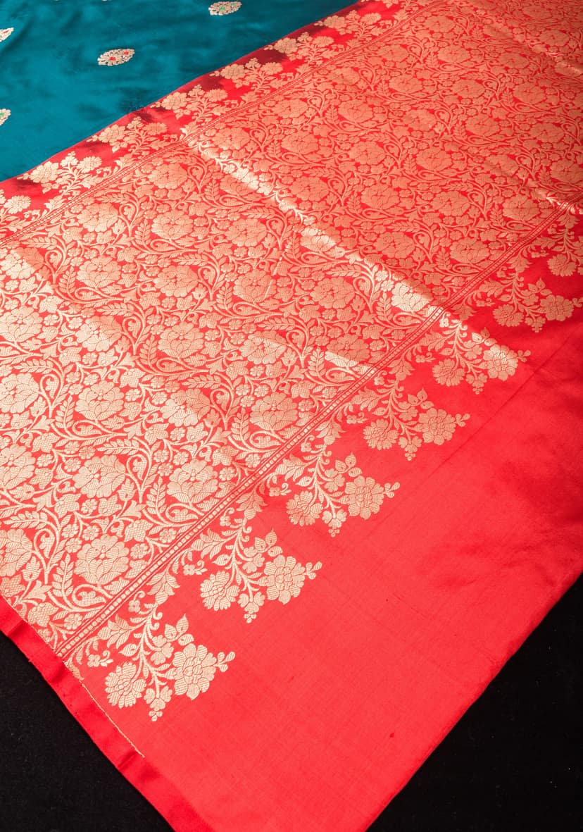 Prussian Blue Borderless Banarasi Katan Silk Saree with Meenakarai Buttas and Butti Blouse PIece | SILK MARK CERTIFIED view 7