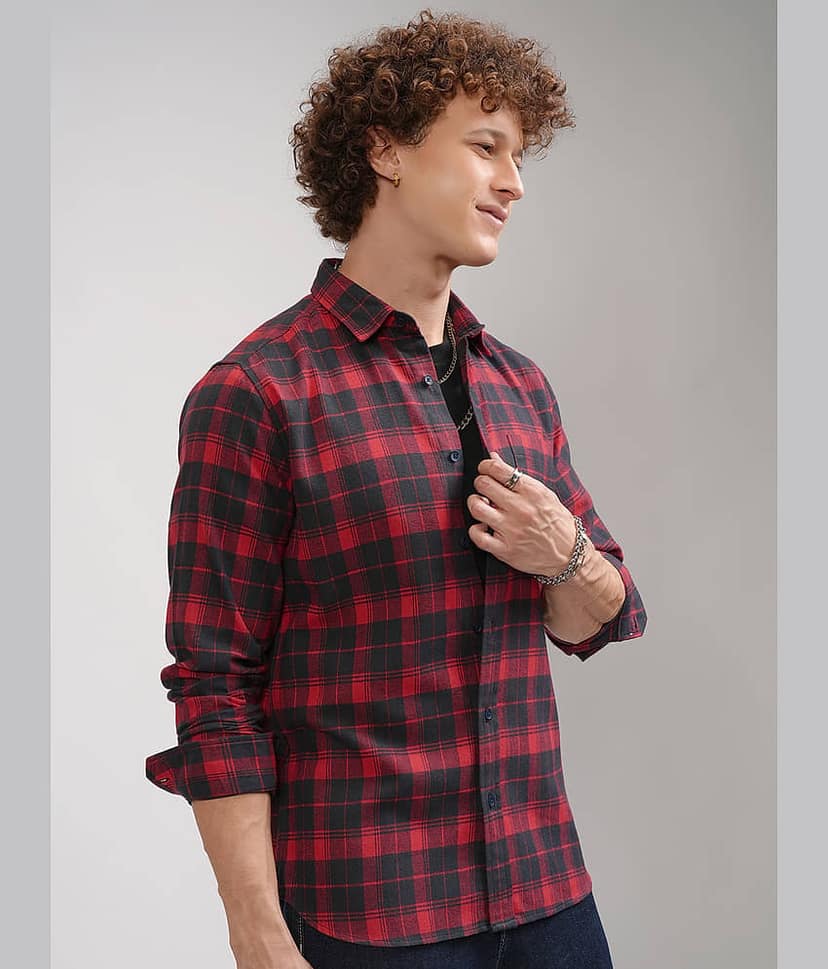 Highlander 100% Cotton Regular Fit Checks Full Sleeves Men's Casual Shirt - Multicolor ( Pack of 1 ) view 6