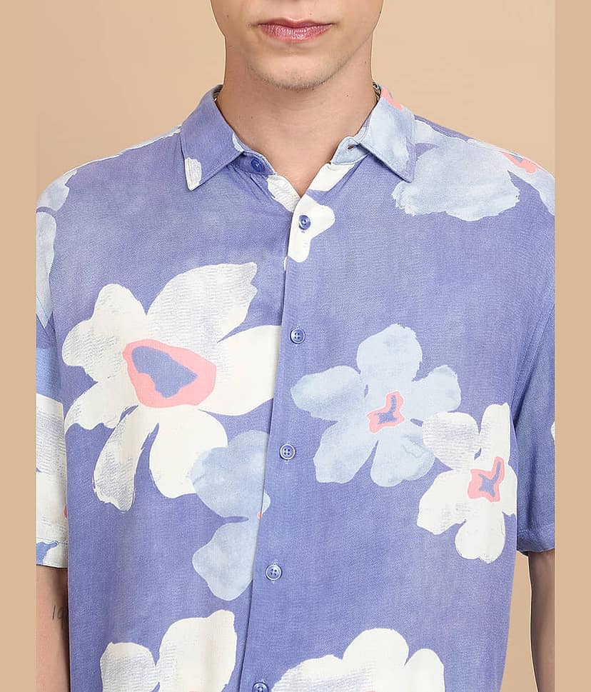 Highlander Viscose Slim Fit Printed Half Sleeves Men's Casual Shirt - Light Blue ( Pack of 1 ) view 5