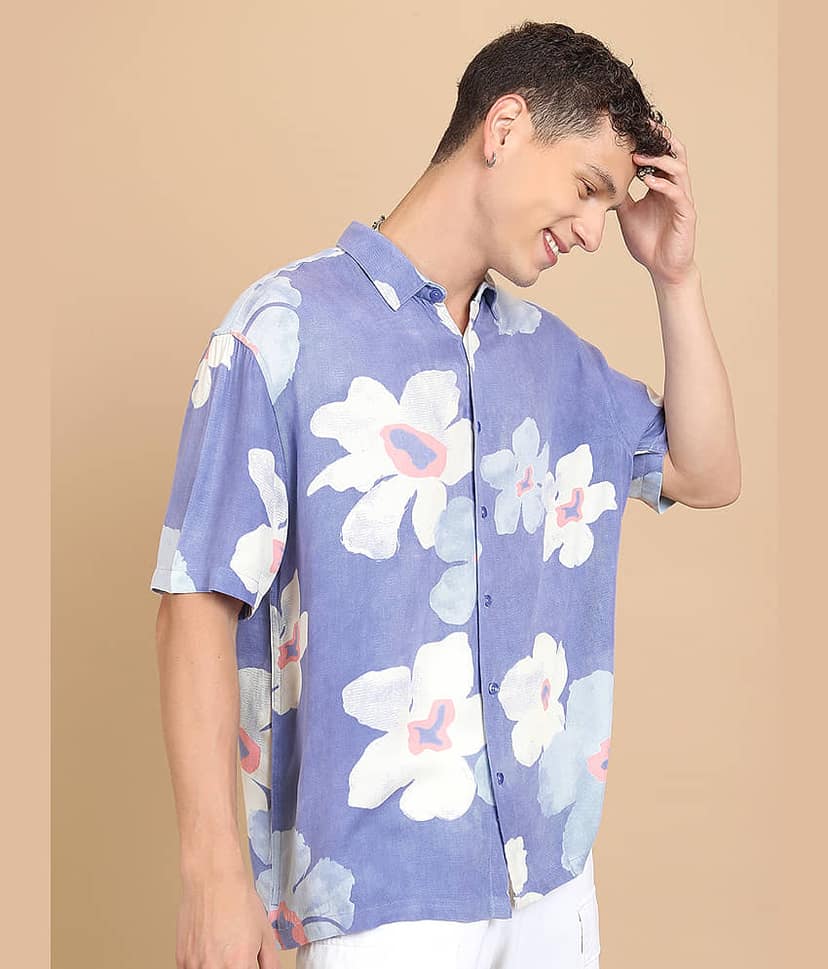 Highlander Viscose Slim Fit Printed Half Sleeves Men's Casual Shirt - Light Blue ( Pack of 1 ) view 6