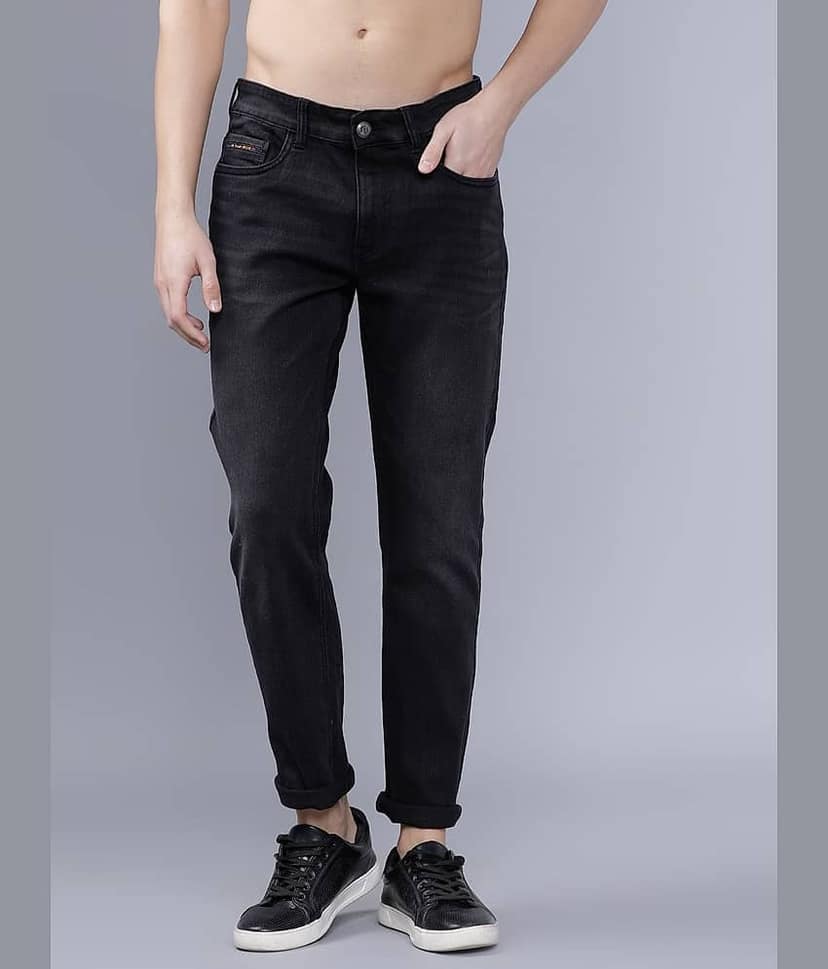 The Indian Garage Co. Slim Fit Basic Men's Jeans - Black ( Pack of 1 )