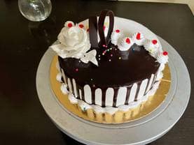 Choco Vanilla Cake