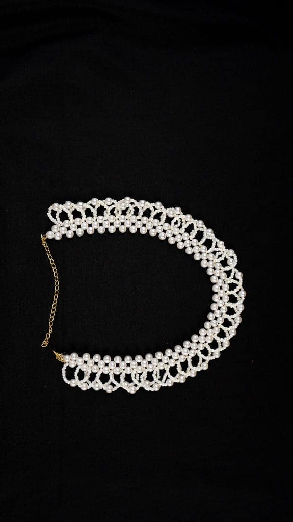 Pearl Chain01122 view 3
