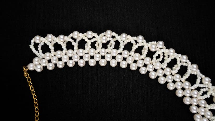 Pearl Chain01122 view 4