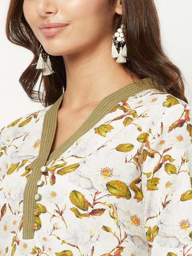 Green And White Floral Kurta view 6