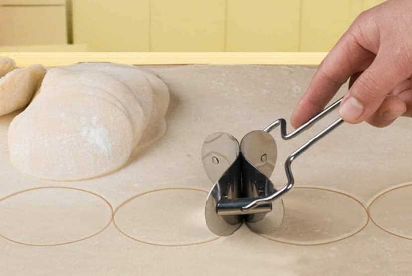 Wholesale Item - STAINLESS STEEL PURI CUTTER - MOQ 37 Pieces view 2