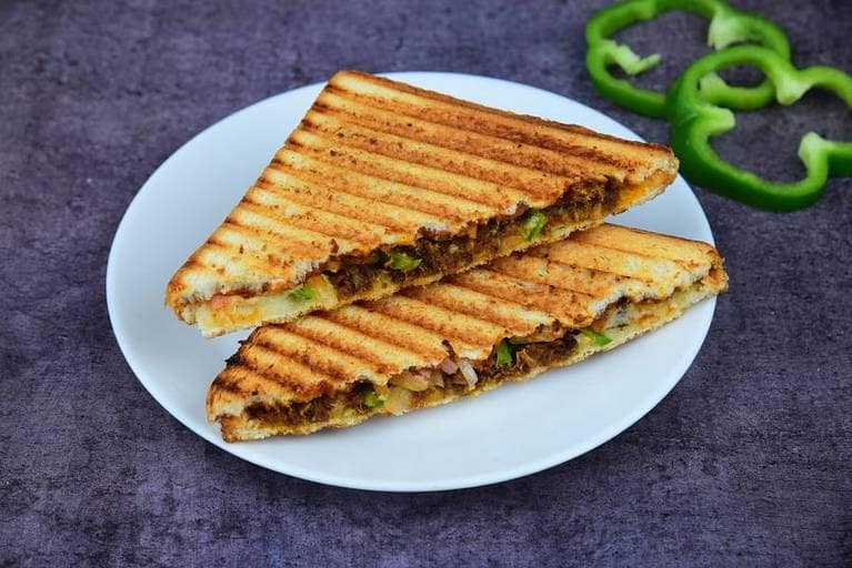Chicken Classic Sandwich