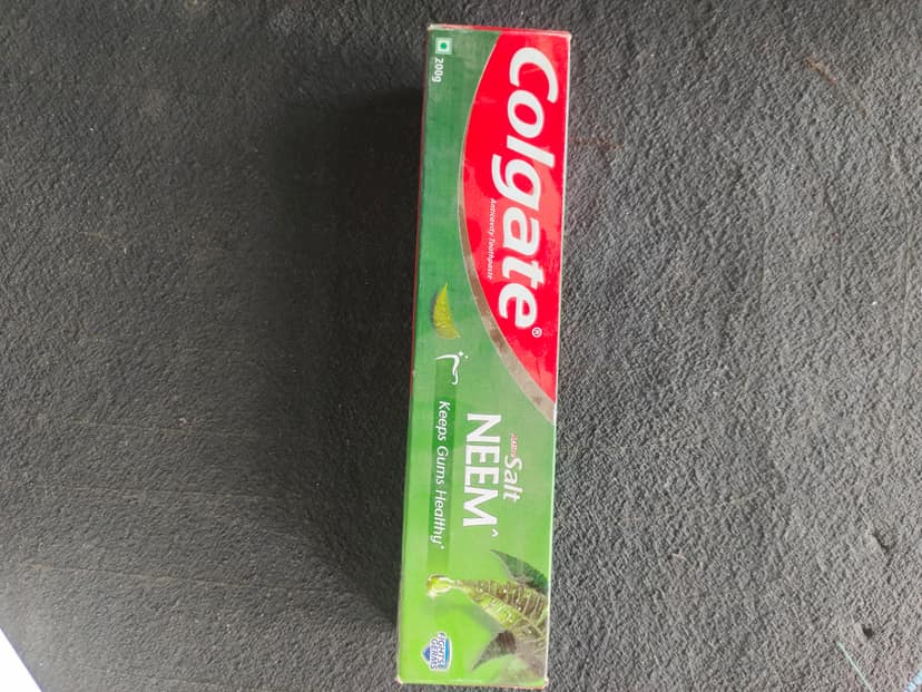 Colgate anticavity active salt neem keeps gum healthy tooth paste