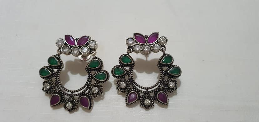 Glamvila Designer German SIlver Chand Bali view 3