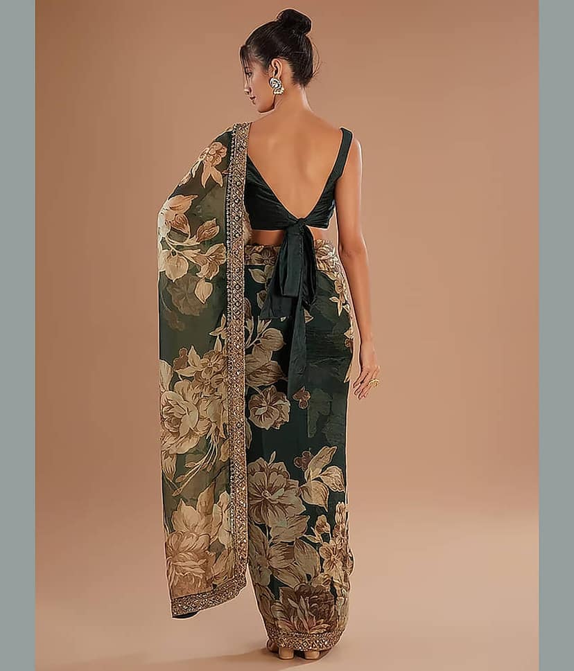 BLEESBURY Organza Printed Saree With Unstitched Blouse Piece ( Green ) view 2