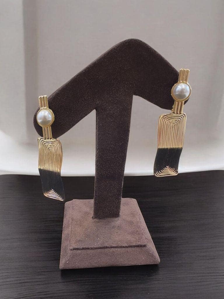 Luminous Drops - A Collection By Amit Chauhan And Sons view 3
