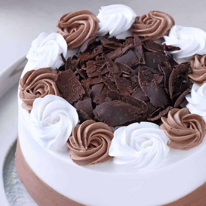Black Forest Bento Cake 300 Gms view 2