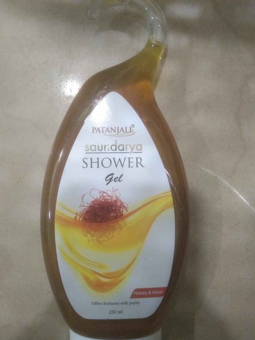 Patanjali Saundarya Shower Gel Honey & kesar