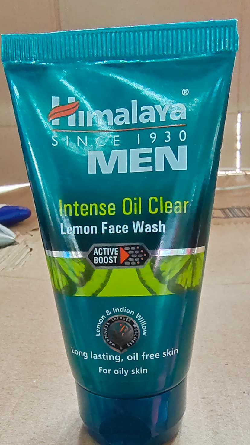 Himalaya men intense oil clear lemon face wash