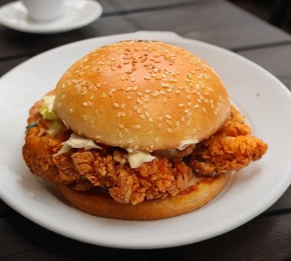 Zinger Chicken Burger