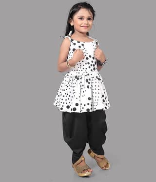 Aarya Creation Girls Crepe Suit Sets ( Pack of 1 , Black )
