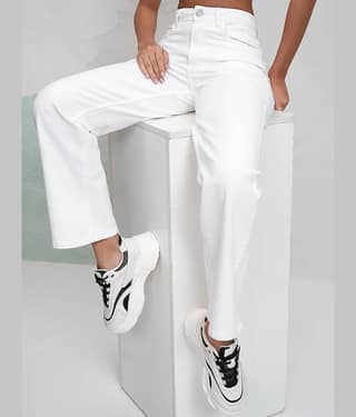 Tokyo Talkies Women's Straight Fit Mid-Rise Jeans ( White )