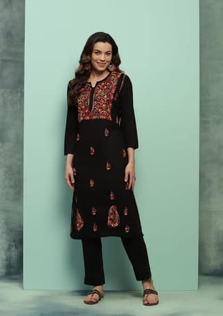 Cotton Chikankari Solid Women's Long Kurta - Black
