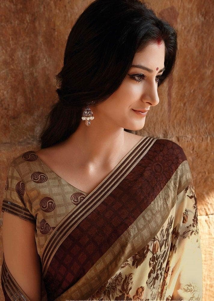 Multicolor Color Floral Print Georgette Saree With Attached Border And Blouse Piece view 2