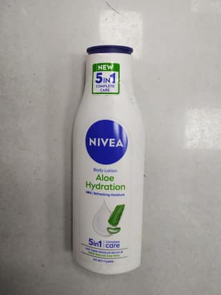 Nivea Body lotion Aloe Hydration 48h | refreshing moisture Complete 5in1 With deep moisture serum & 100% natural aloe vera All skin types