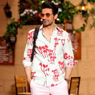 Mushroom Bunch Pistachio Green Casual Pure Linen Full Shirt (Size - XXL) by BLUE EAGLE