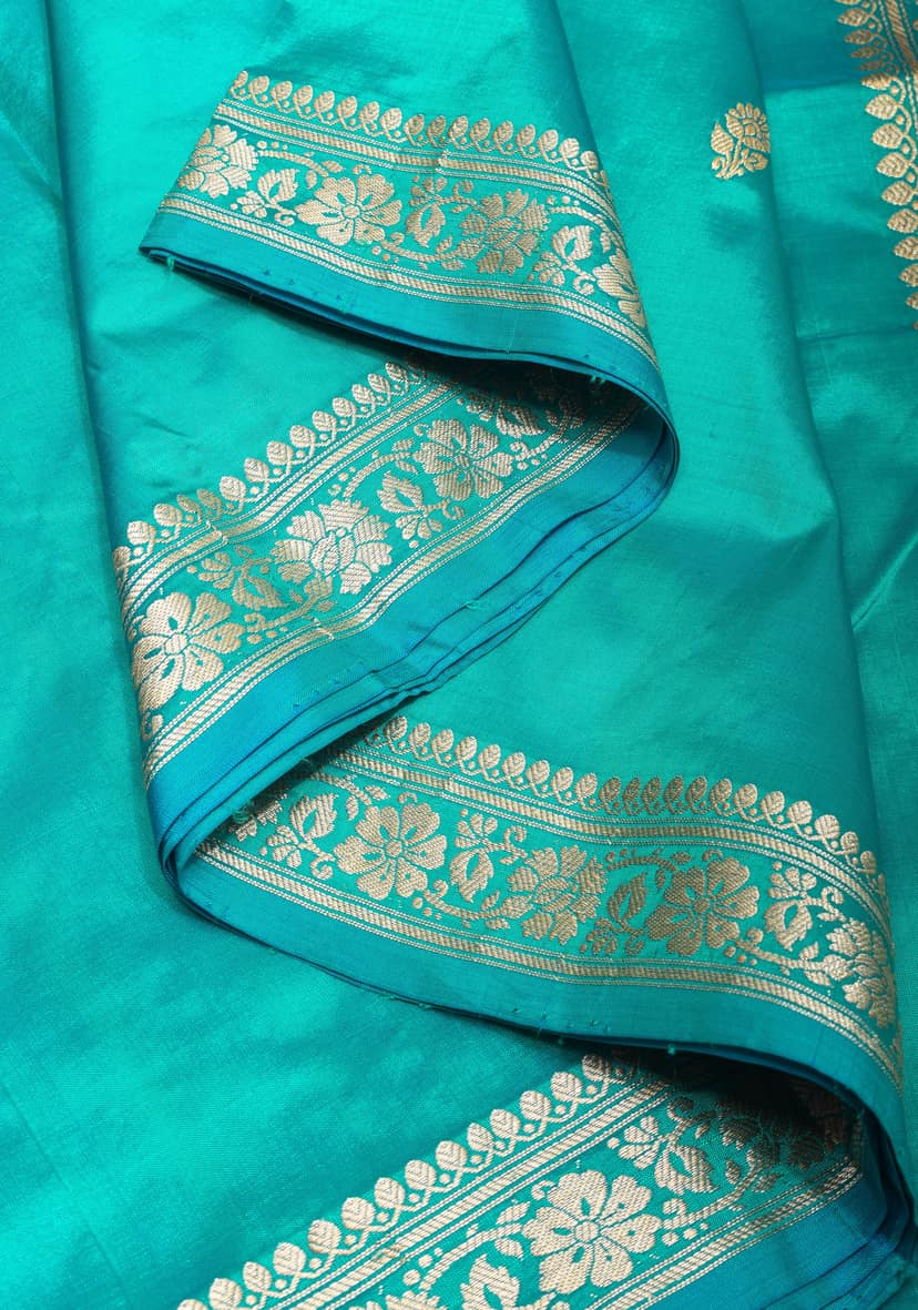 Feroza Banarasi Katan Silk Lightweight Saree With zari Butti and Meenaakari Paisley Pallu | SILK MARK CERTIFIED view 5