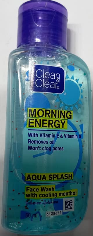 Clean Clear morning energy with vitamin E& Vitamin A Remove oil won't clog pores 50ml