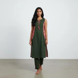 Handloom Cotton Two-Piece Co-Ord Set in Bottle Green