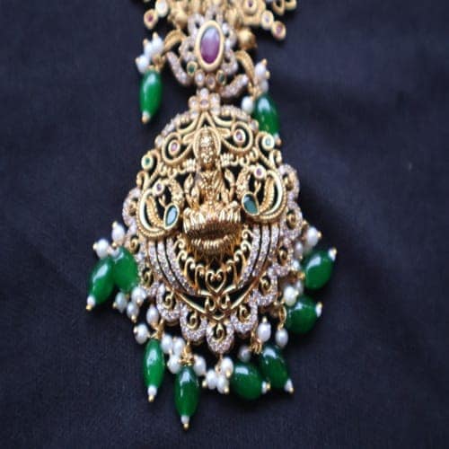 KAVALI Antique Gold Necklace Set with Earrings view 3