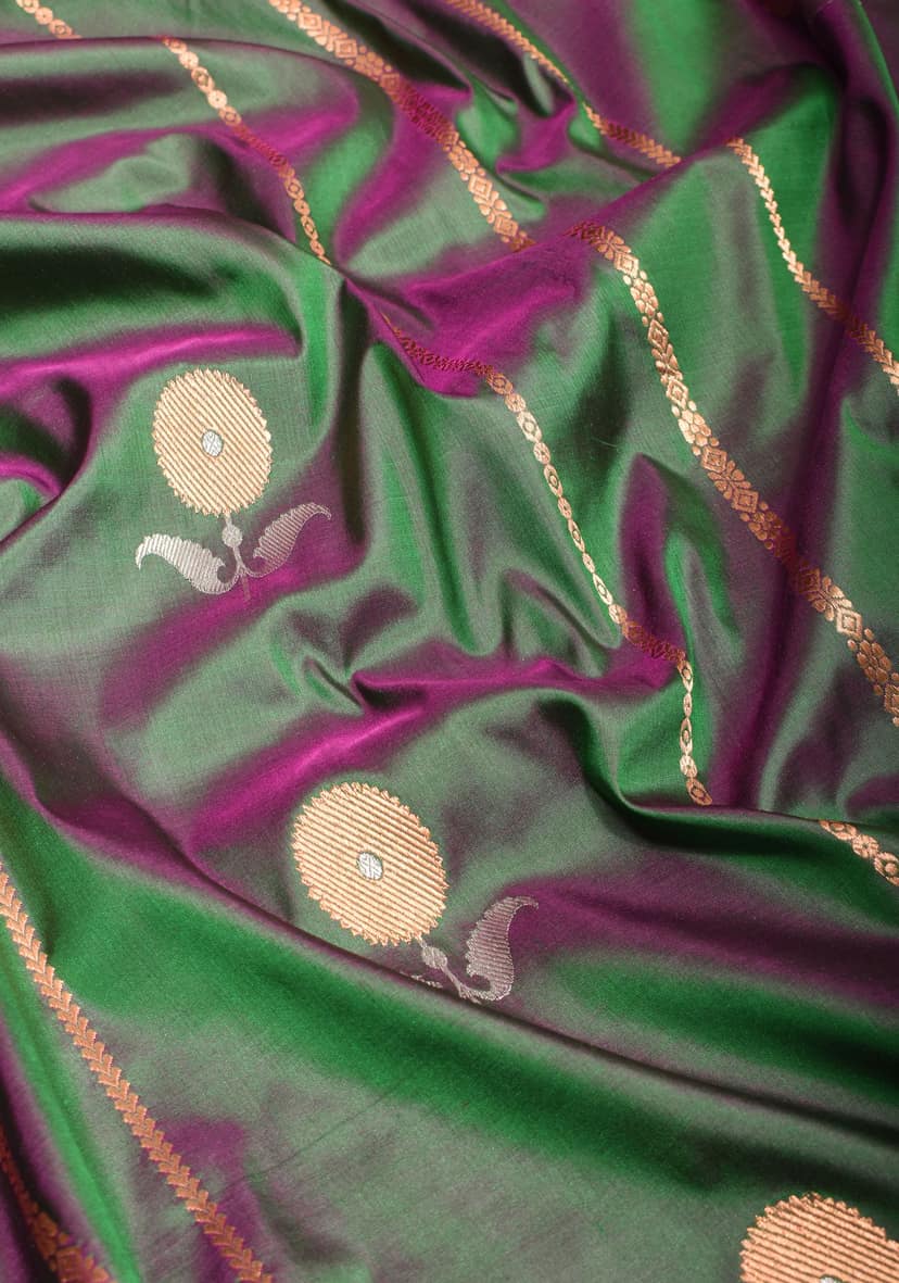 Green-Pink dual tone Banarasi Silk Saree with Stripes and Alfi Motifs Borderless design | SILK MARK CERTIFIED view 2