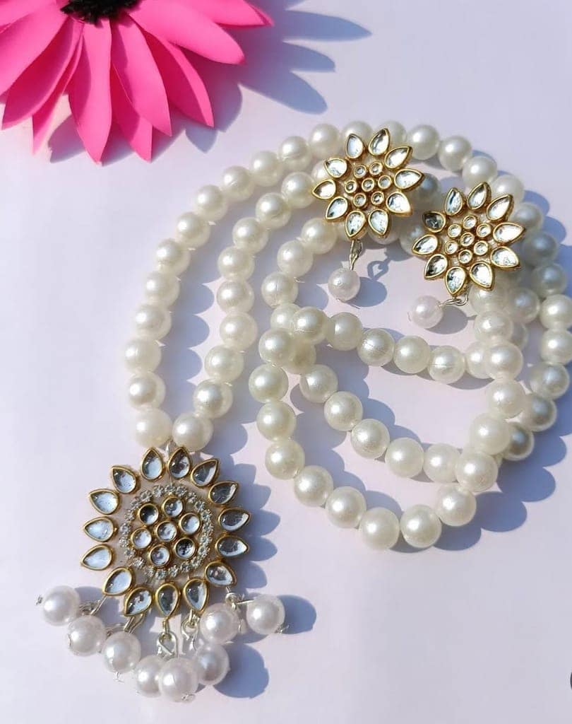 WHITE PEARL JEWELLERY SET view 5