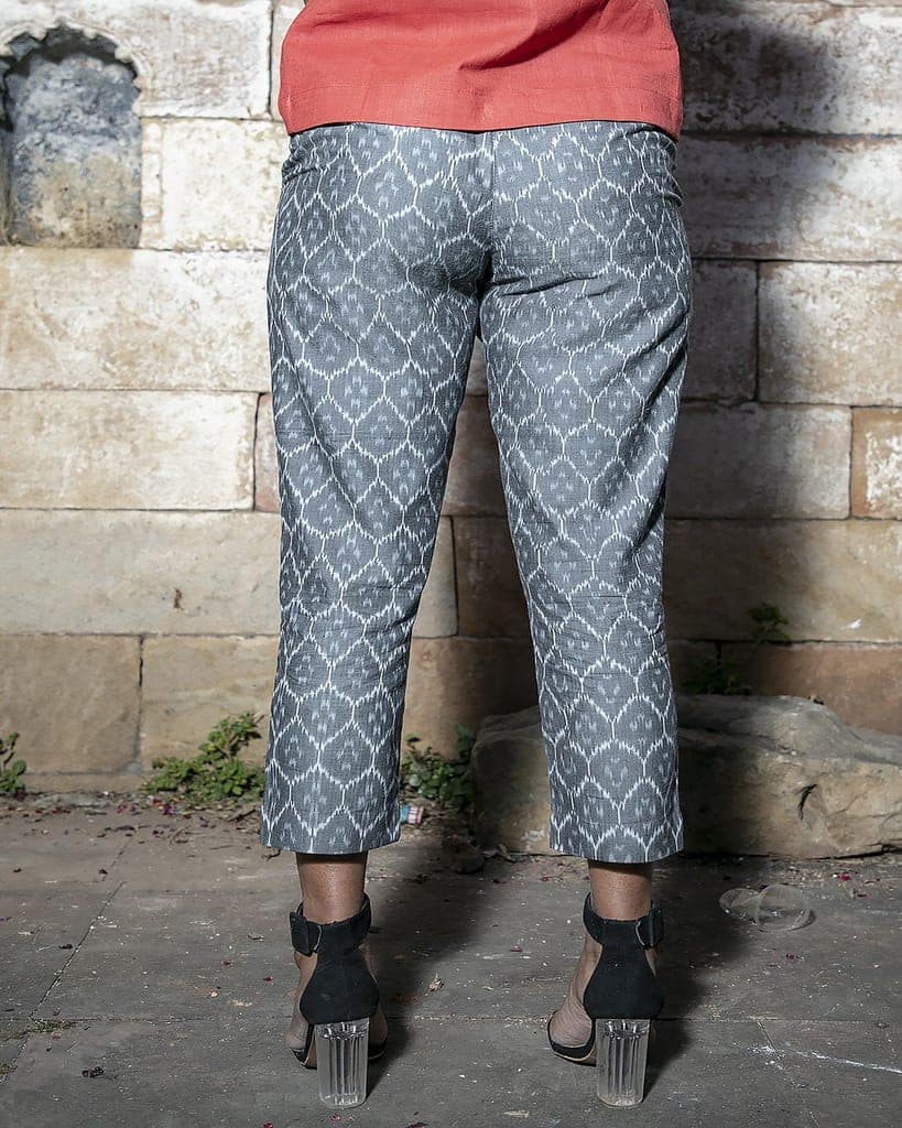 Handwoven Grey Ikkat Gravling Narrow Bottom Pant view 3